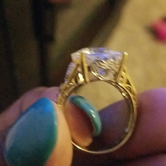 White sapphire and diamond ring - Picture 4 of 4